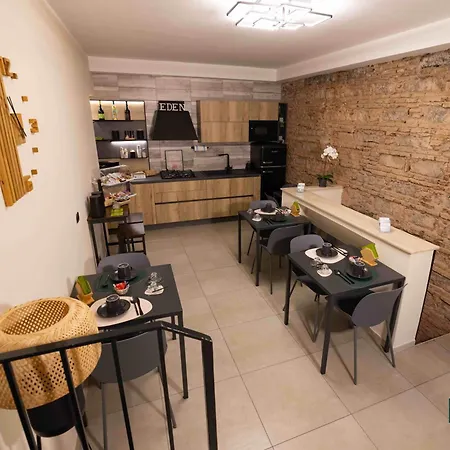Bed and breakfast Eden Shekhinah